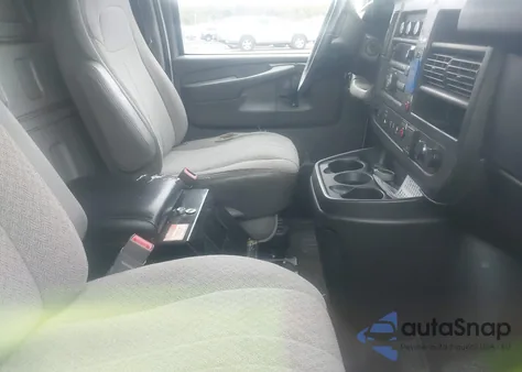 2015 Chevrolet Express 2500 Work Van from USA, damaged, VIN 1GCWGFCF9F1154640